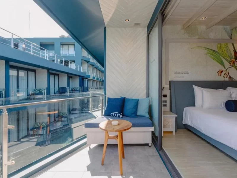 Deluxe Room Hotel Tide